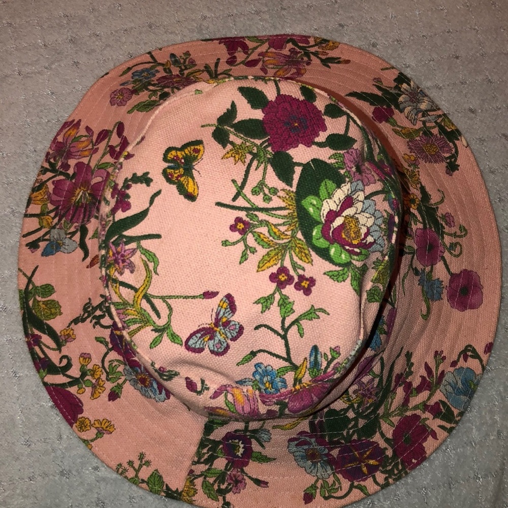 Hat —